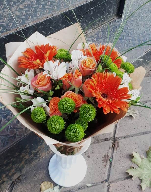 Букет цветов из: Герберы, Хризантемы, Альстромерии и Розы в Трудовом