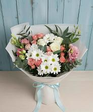 Букет цветов из:  Розы, Лизиантусы и Хризантемы в Трудовом