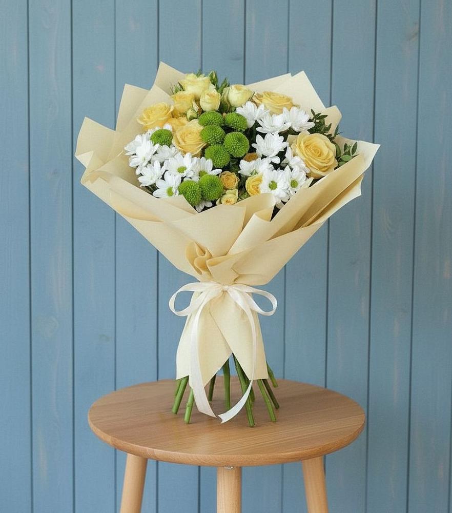 Букет цветов из: Хризантемы и Розы в Трудовом