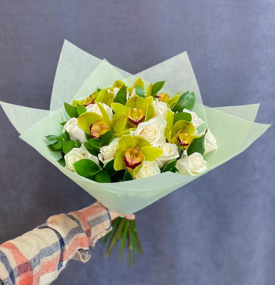 Букет цветов из: Орхидеи и Розы в Трудовом