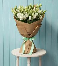 Букет цветов из:  Лизиантусы в Трудовом