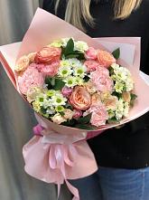 Букет нежные объятья в Трудовом Букет цветов из: Гвоздики, Розы и Хризантемы в Трудовом