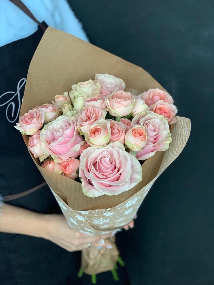 Букет цветов из: Хризантемы и Розы в Трудовом