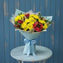 Букет цветов из:  Альстромерии и Хризантемы в Трудовом