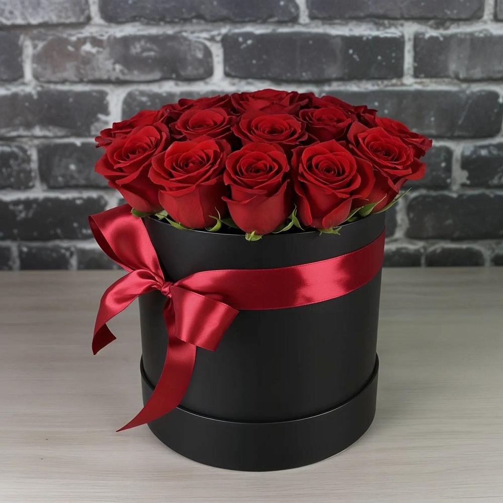 Цветочная композиция из Розы в шляпной коробке в Трудовом