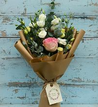 Букет цветов из:  Розы и Лизиантусы #REPLACE_PRED# Трудовом