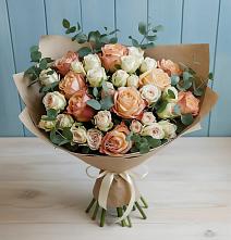 Букет цветов из:  Альстромерии и Розы в Трудовом