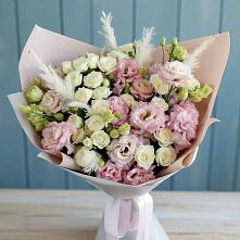 Букет цветов из:  Альстромерии и Розы в Трудовом